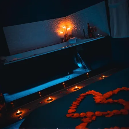 Craz'in Room, Jacuzzi, Cinema, Climatisation, Parking アパート ボーケール