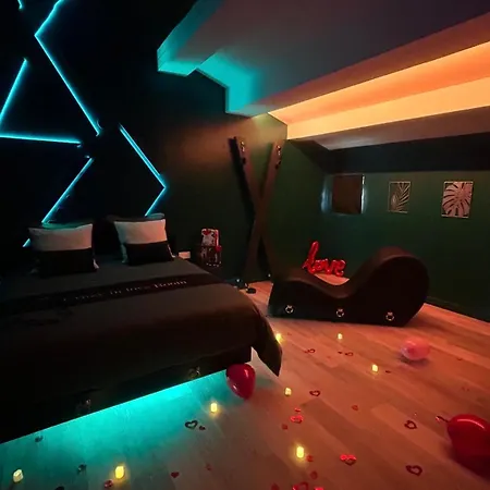 Апартаменты Craz'in Room, Jacuzzi, Cinema, Climatisation, Parking *