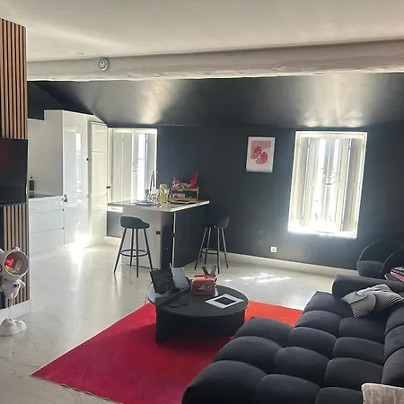 Appartamento Craz'in Room, Jacuzzi, Cinéma, Parking, Camargue Beaucaire (Gard)