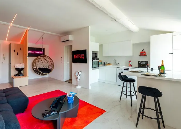 Apartamento Craz'in Room, Jacuzzi, Cinema, Camargue *